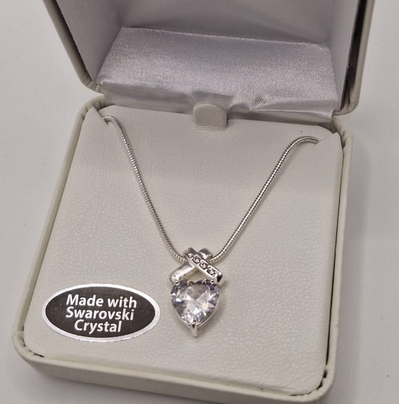 Boxed Swarovski Heart Pendant Necklace – Clear Crystal, Silver Tone